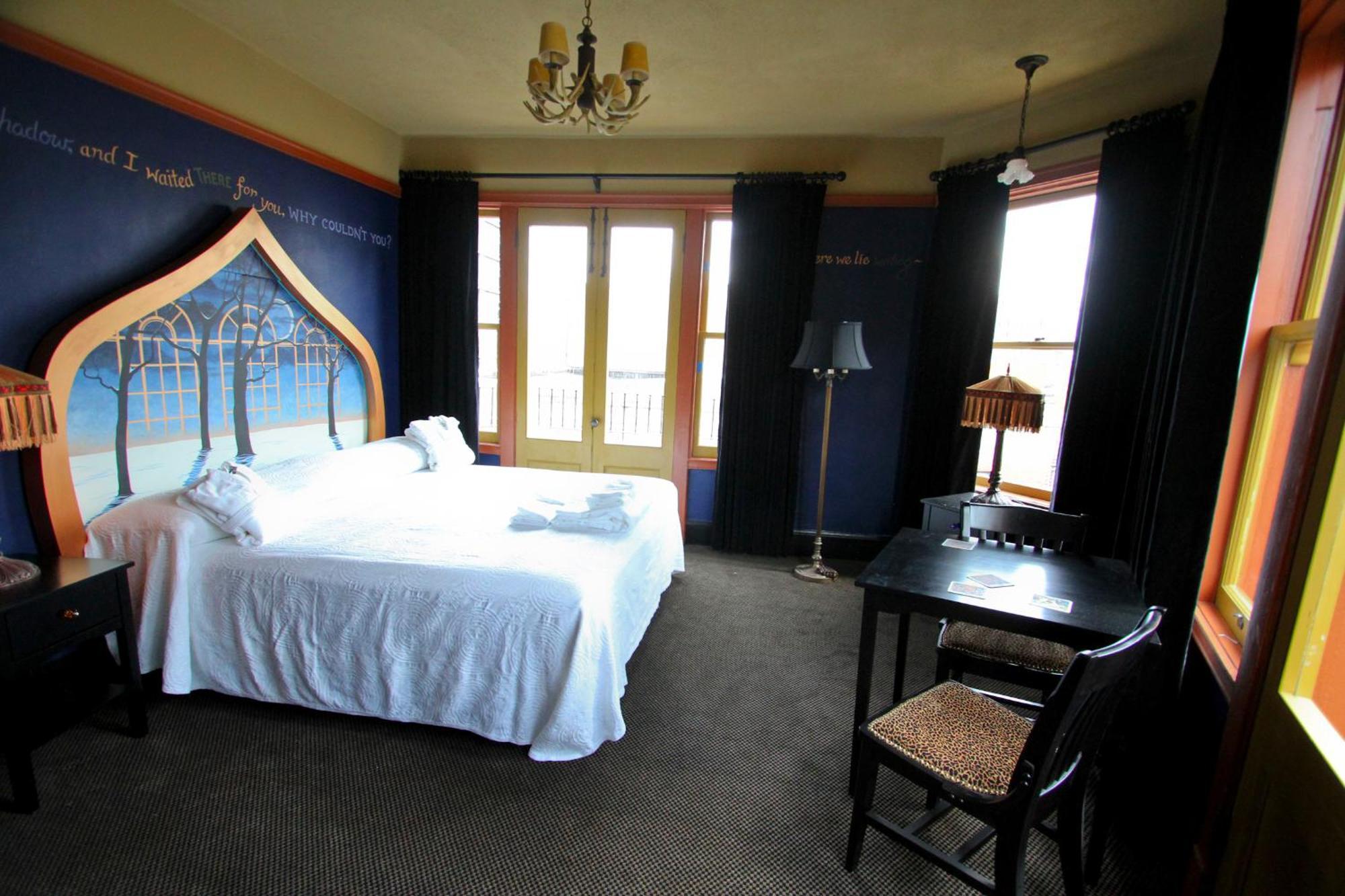 Hotel Mcmenamins Crystal 3*